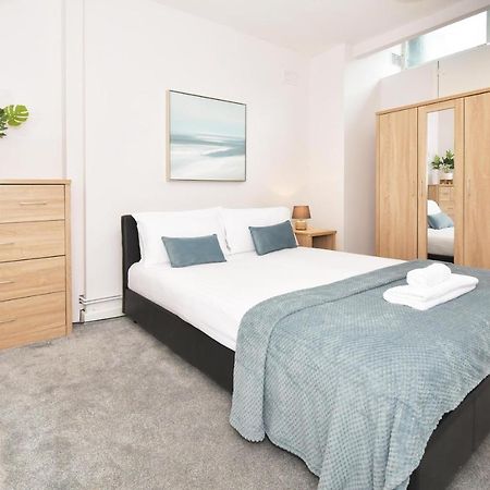 Wistaston House By Yourstays 5 Double Bedrooms And 2 Bathrooms, Great For Groups! Book Now!クルー エクステリア 写真